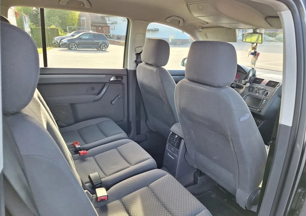 Volkswagen Touran cena 7700 przebieg: 326000, rok produkcji 2004 z Krobia małe 16